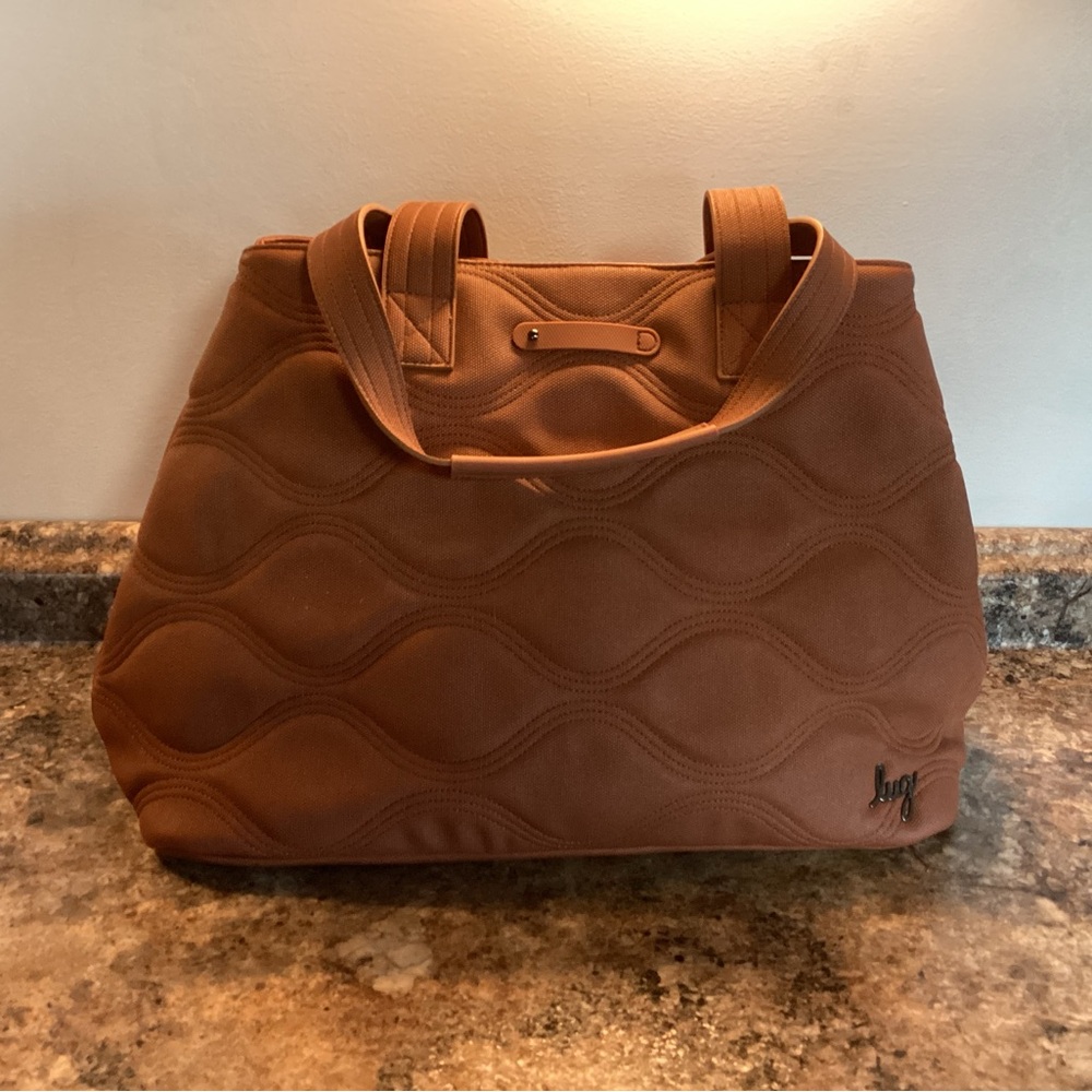Lug Tempo Luxe VL Matte Quilted Large Bag With Lots of Pockets *Tiny Flaw*